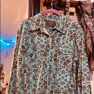 Super cute blue pearl snap